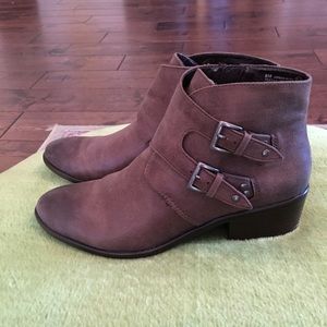 Aerosoles Urban Myth Mushroom Boots